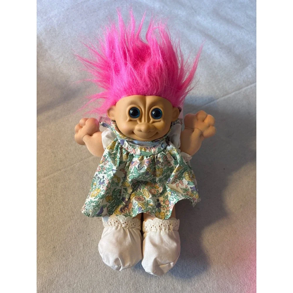 Vintage Russ Berrie Troll Doll Pink Hair Blue Eyes Floral Dress 90s Toy‎ 2318